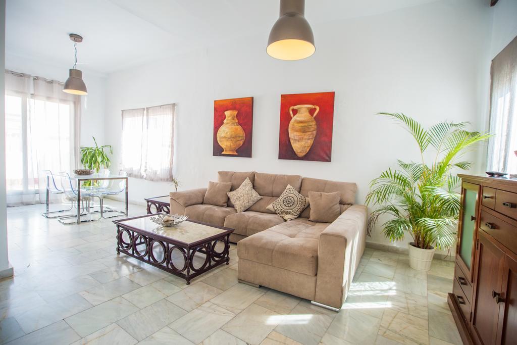 Apartamentos Catedral Málaga Kültér fotó