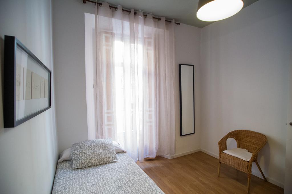 Apartamentos Catedral Málaga Kültér fotó