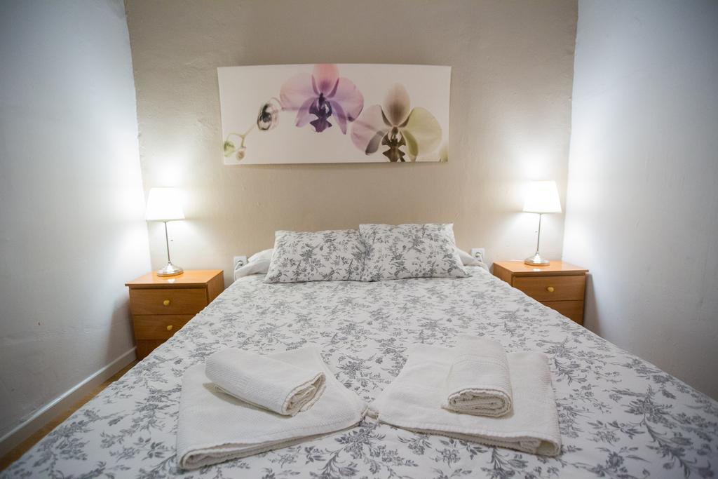Apartamentos Catedral Málaga Kültér fotó