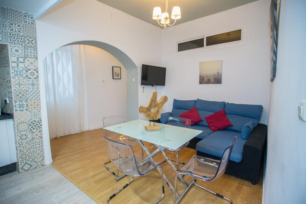 Apartamentos Catedral Málaga Kültér fotó