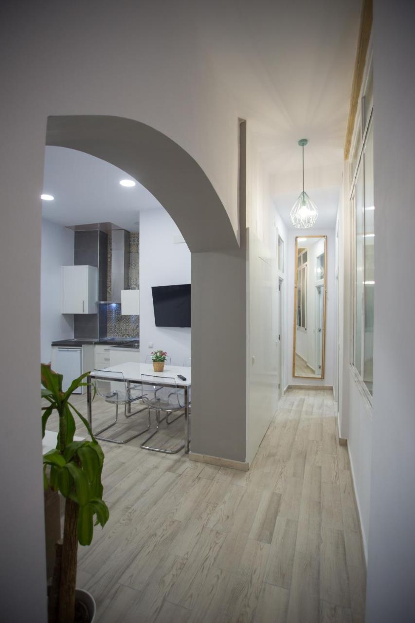Apartamentos Catedral Málaga Kültér fotó