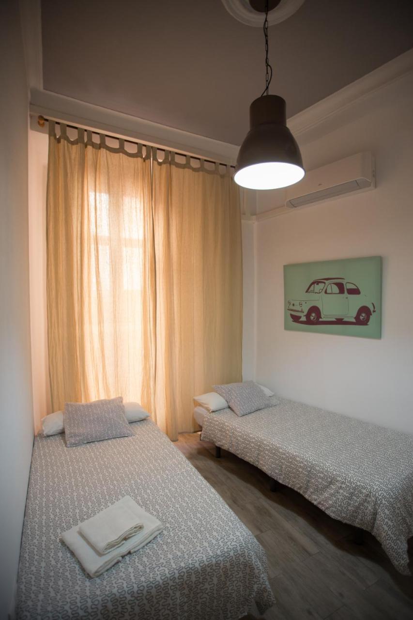 Apartamentos Catedral Málaga Kültér fotó