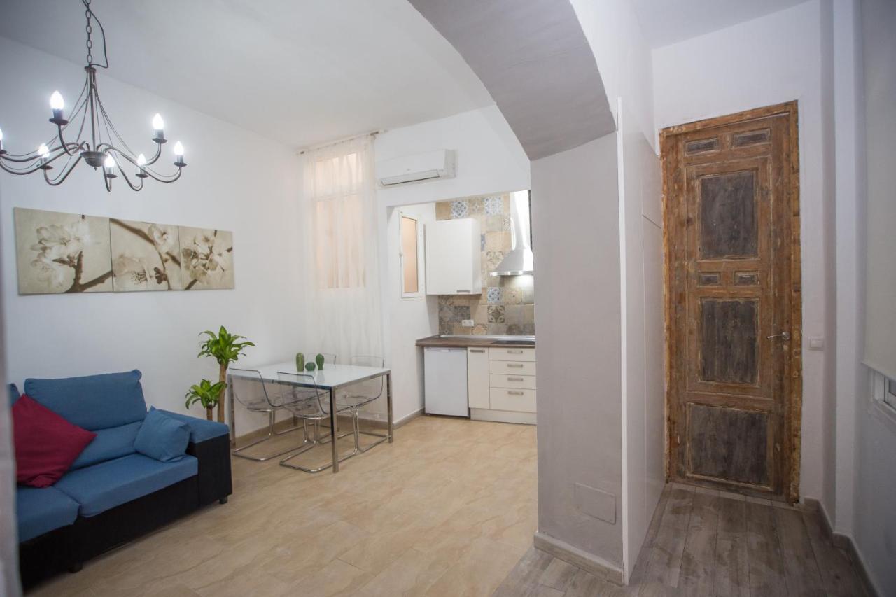 Apartamentos Catedral Málaga Kültér fotó